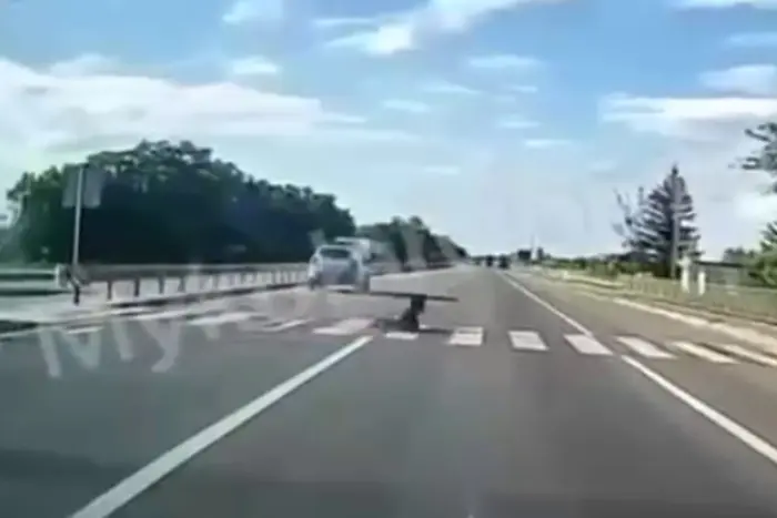 In der Region Lwiw hat die Patrouillenpolizei einen Minderjährigen angefahren (Video)