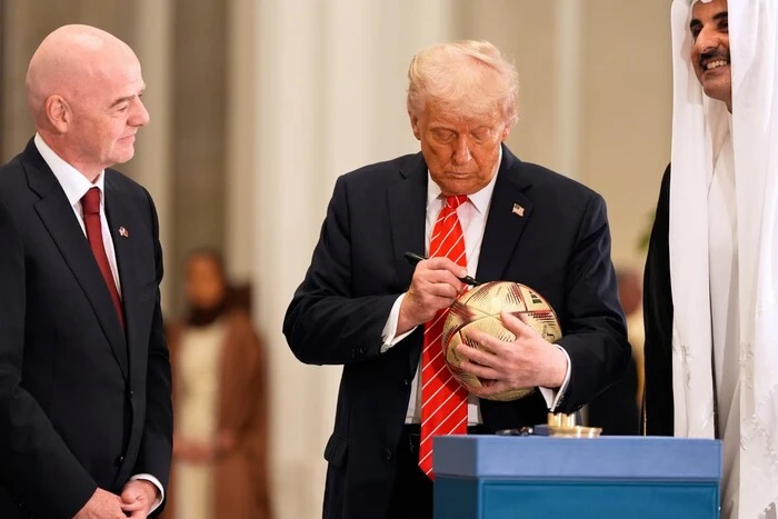UEFA kritisierte den FIFA-Präsidenten wegen seiner Teilnahme an Trumps Tour