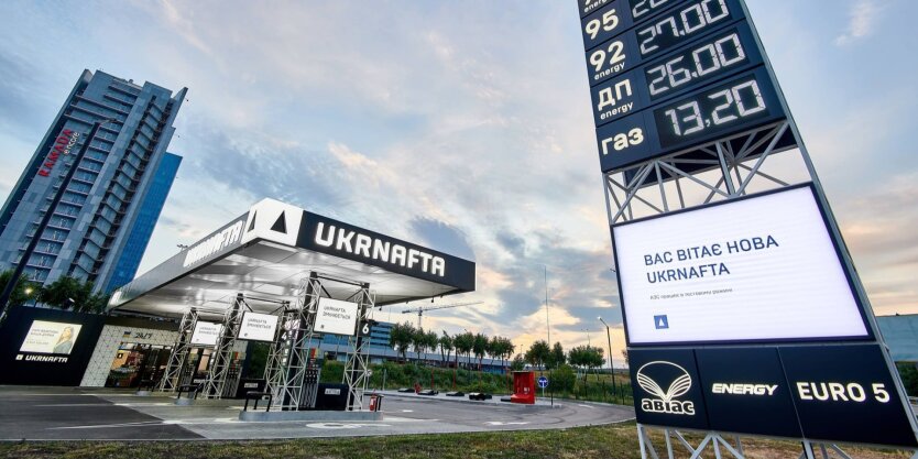 Stacje paliw zaktualizowały ceny: ile kosztują benzy, diesel i gaz ziemny