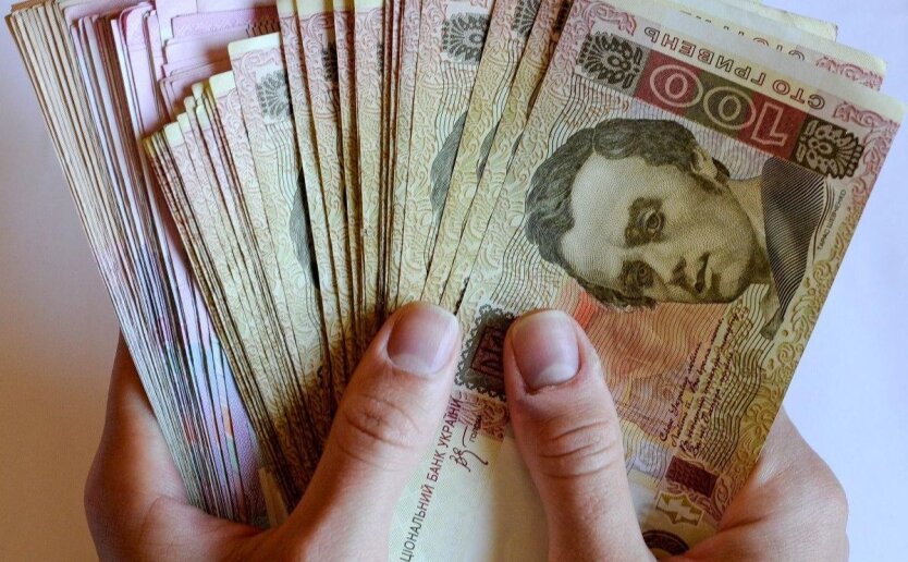 Payments in June: Ukrainians were told who will receive pensions and sick leave