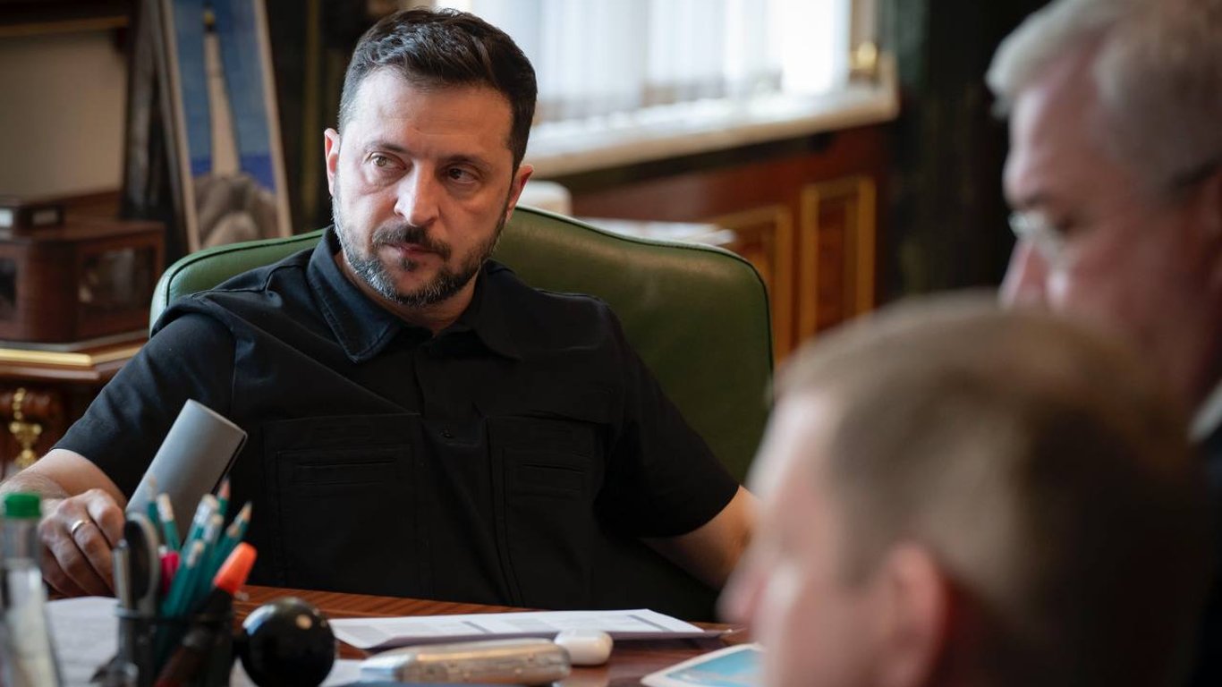 Ускорение Специального трибунала — президент провел совещание с дипломатами