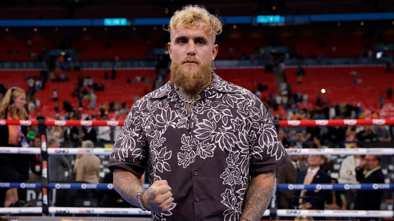 Jake Paul erhielt während des Kampfes mit Usyk ein Attribut der Brigade der Streitkräfte der Ukraine