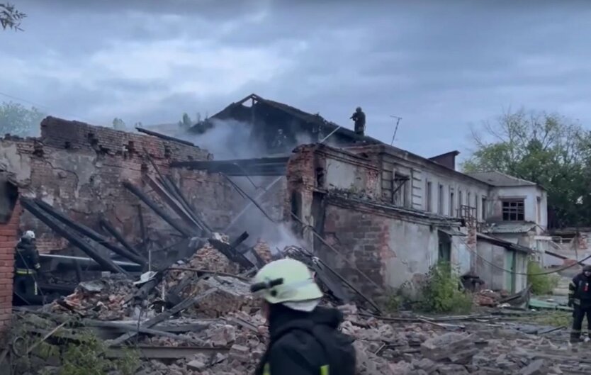 Rosjanie zaatakowali Charków dronami: wybuchł pożar